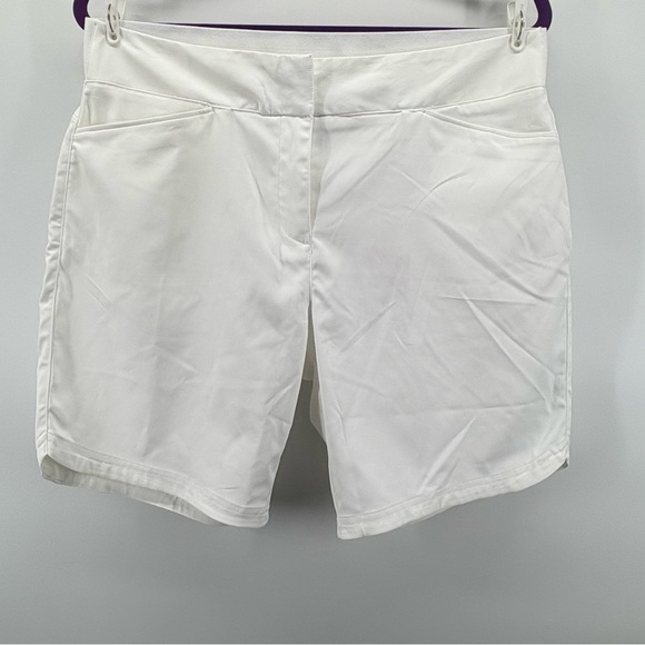 Puma Womens sz Large Bright White Bermuda Golf Shorts New 8” Inseam - Picture 2 of 13